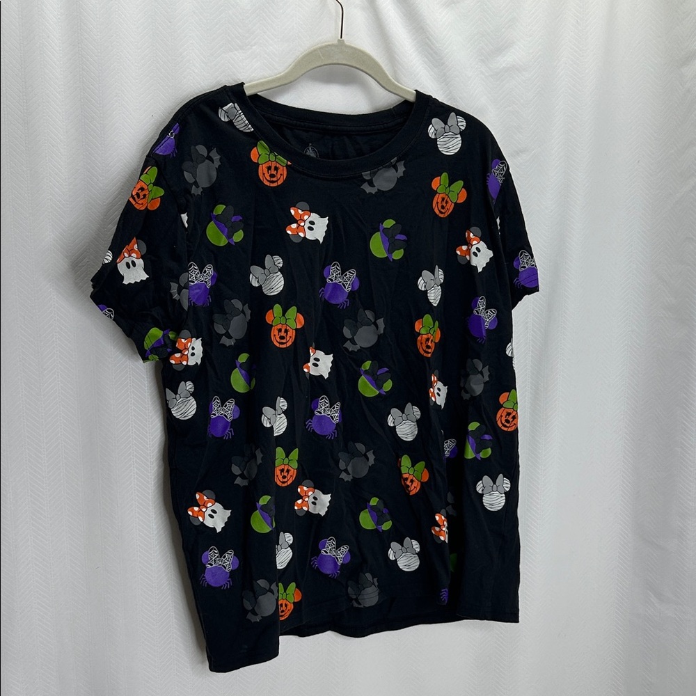 Disney Black Halloween T-Shirt size 2x